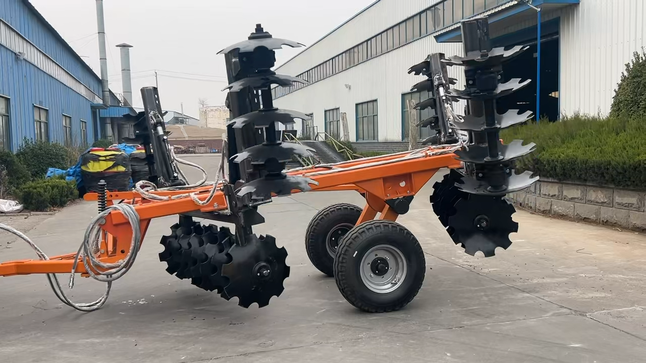 Disc Harrow Types Explained: Offset vs. Tandem and Hitch Options